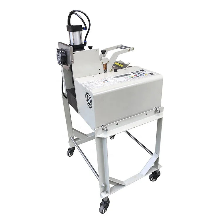 Production of high-speed automatic beveled fabric die-cutting machine